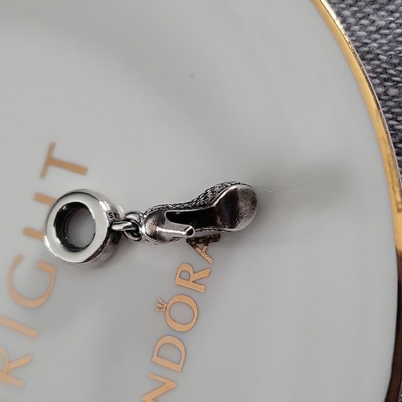 Pandora Sparkling Stiletto charm - Picture 2 of 7